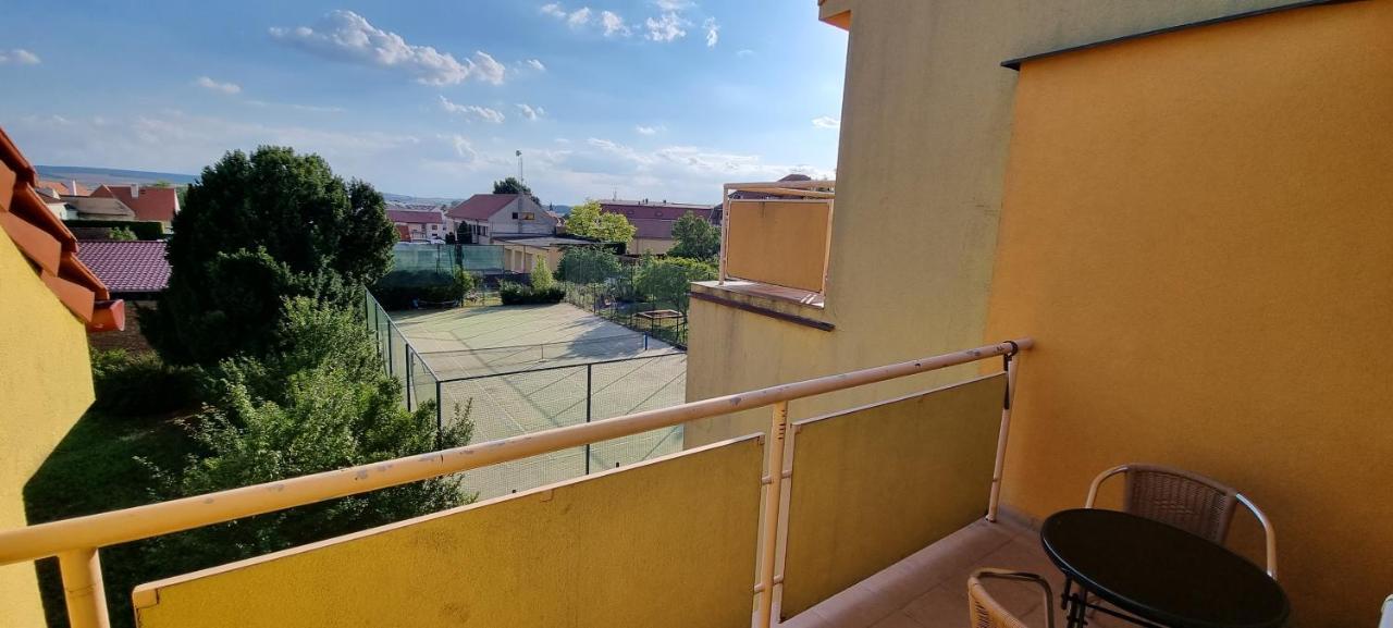 Apartman Viktorie Mikulov Luaran gambar