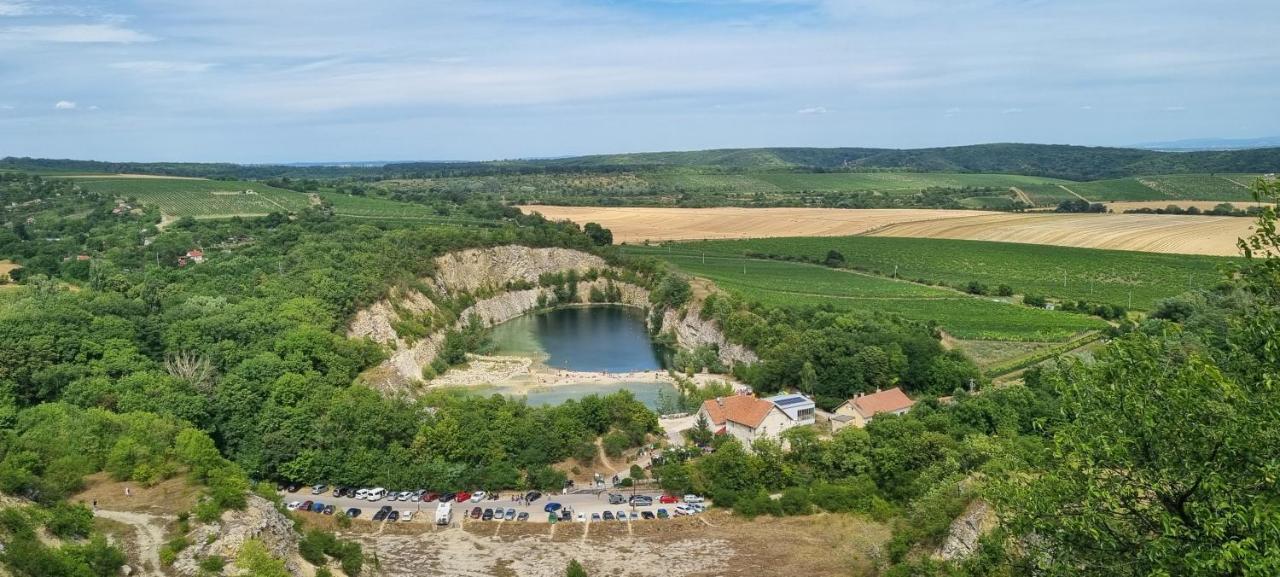 Apartman Viktorie Mikulov Luaran gambar
